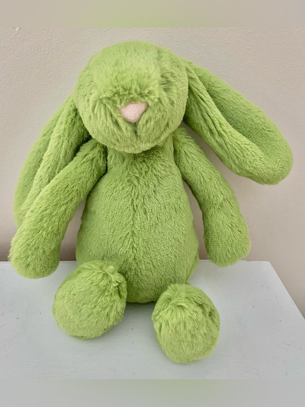 Jellycat Small Bashfull Bunny Apple
